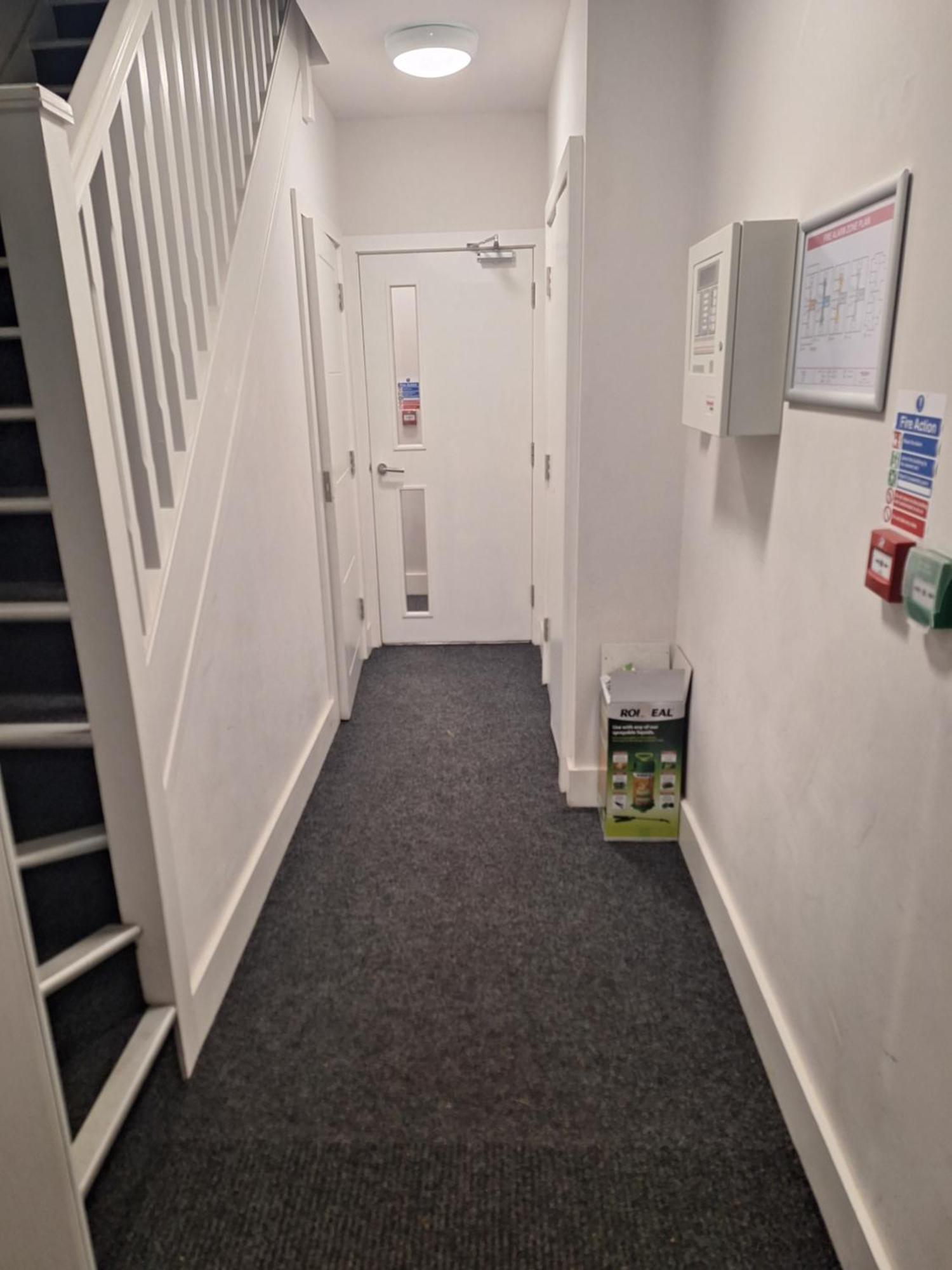 Budget Single Room Only For One Adult - Shared Flat Northolt  Exterior photo